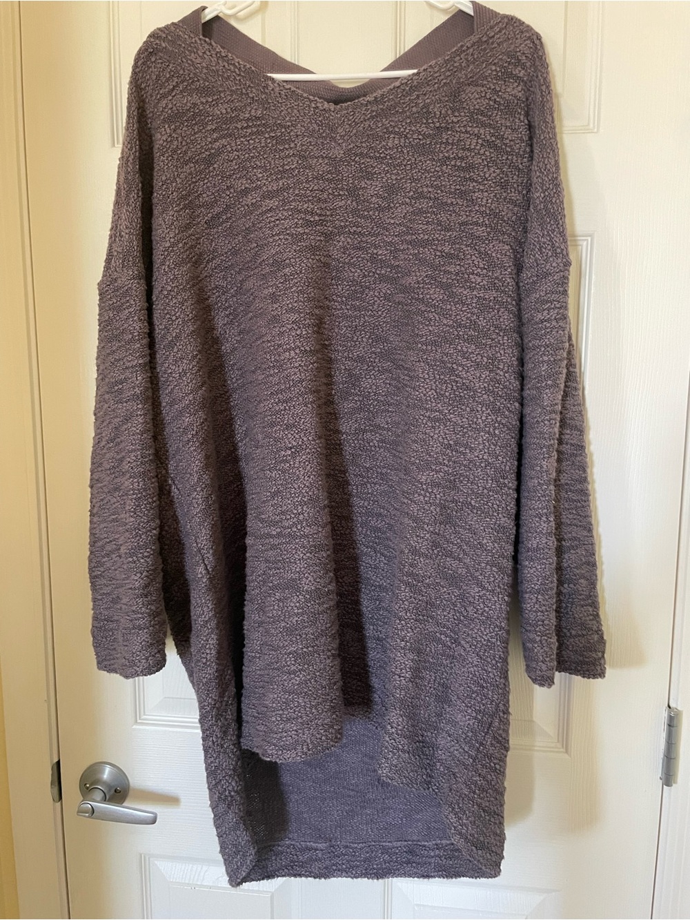 Relaxed V-Neck Plush Sweater Tunic in Dusty Mauve